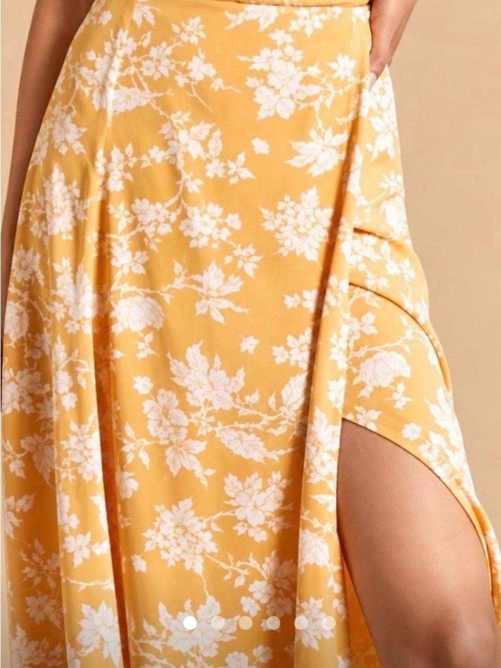 Abercrombie & Fitch Coral Floral High-Low Skirt. size M